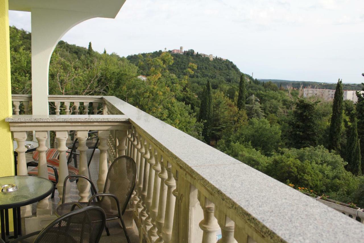 Primavera Omišalj Buitenkant foto