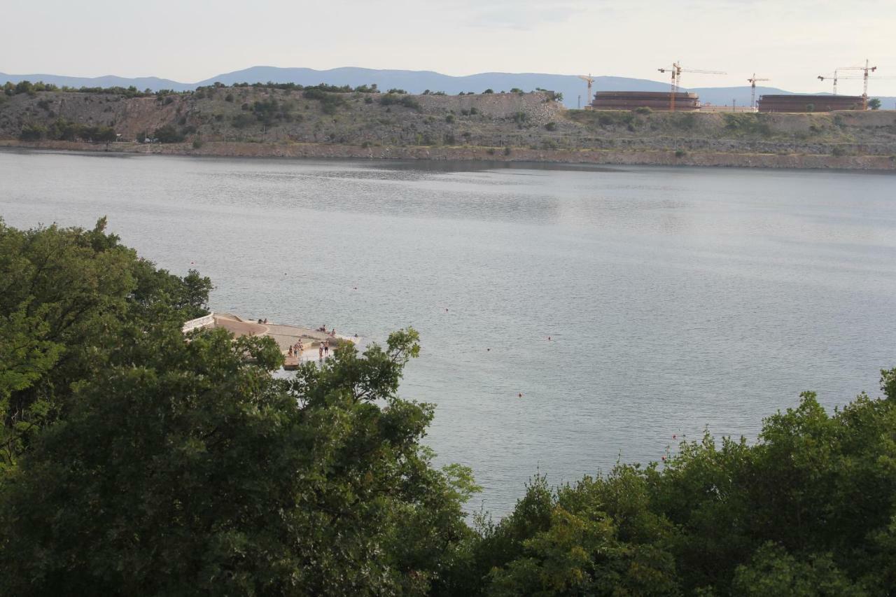 Primavera Omišalj Buitenkant foto