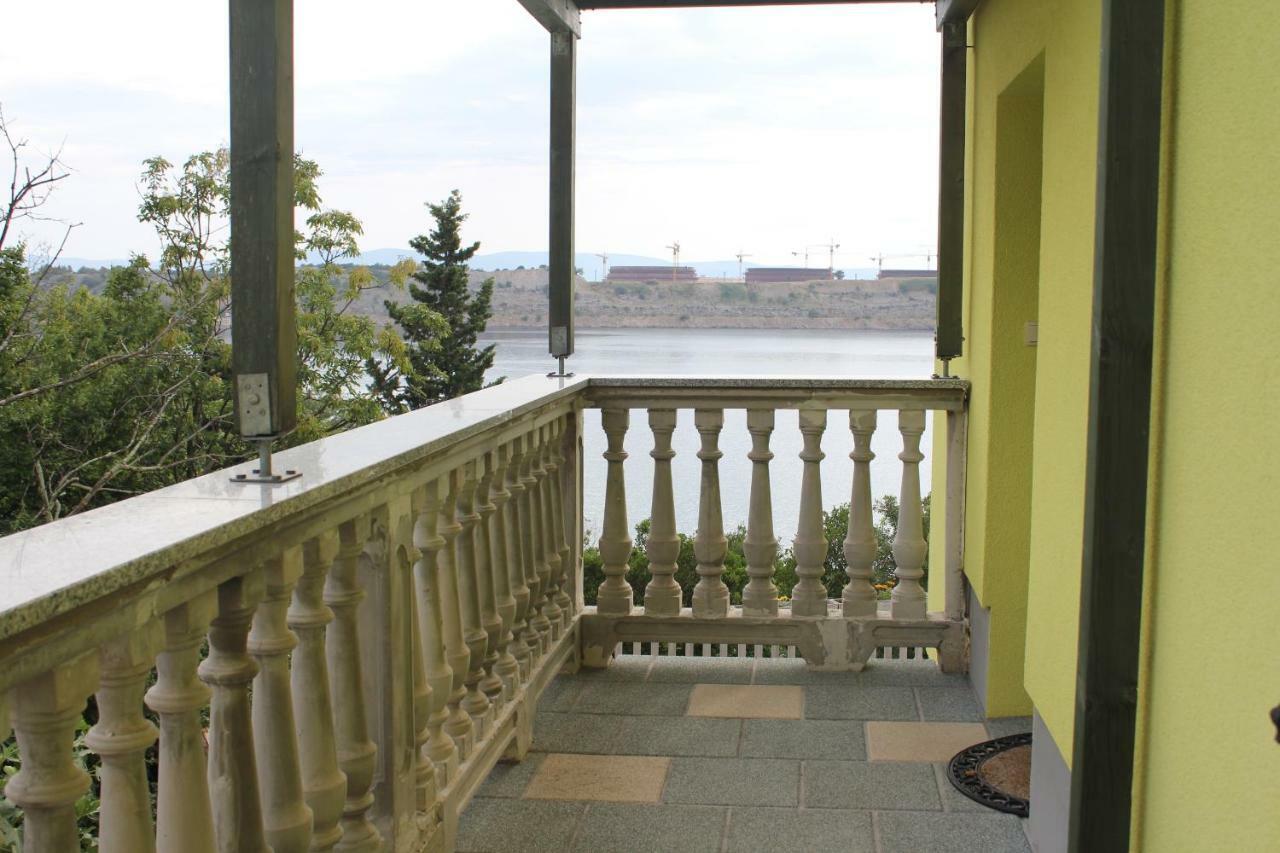 Primavera Omišalj Buitenkant foto